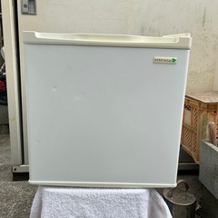 ヤマダ小型冷蔵庫