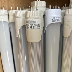 LED蛍光管　　‼️今月いっぱいで処分します‼️の画像