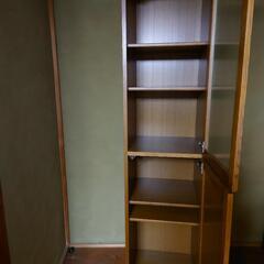 食器棚の画像