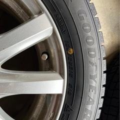 スタッドレスタイヤセットの画像