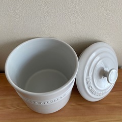 お値下げ❗️ル・クルーゼ　フードストッカーの画像