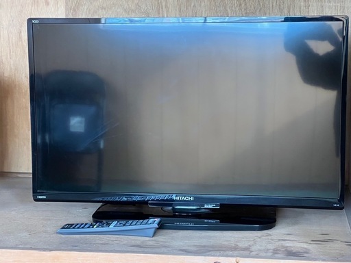 2015年製　32型　HITACHI 液晶TV