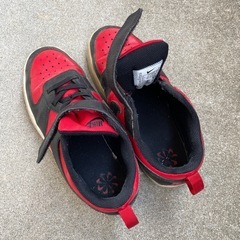 21㎝スニーカーの画像