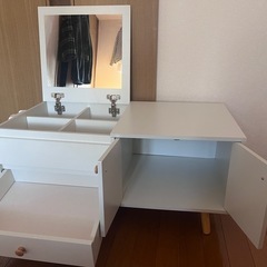 ドレッサー