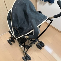 B型ベビーカーの画像