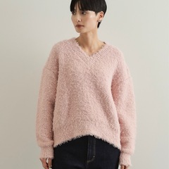 Vネックローゲージニット