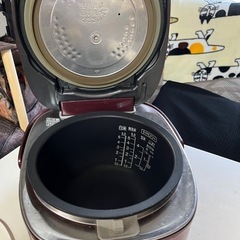 炊飯器の画像