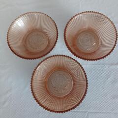 昭和レトロ　サーモンピンク　硝子小鉢　薔薇柄　　アンティークの画像