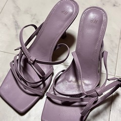 H&M パステルパープル　ミュール　サンダルの画像