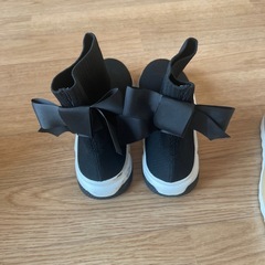 スニーカーブーツの画像