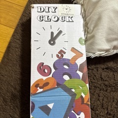 壁に貼り付ける時計