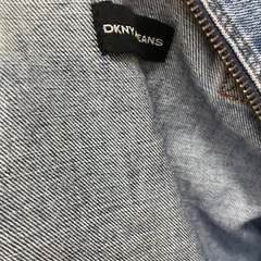 DKNY デニムボストンバッグの画像