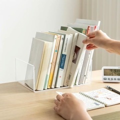 2個セット　未使用　自宅保管　アクリル仕切り棚 レギュラーサイズ コの字型 食器ラック キッチンストレージ 卓上 皿収納 小物台 アクリルスタンド ディスプレー台 コレクション 仕切棚 食器収納棚 ディッシュラック アクリルディスプレイ 棚の画像