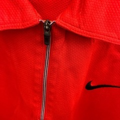 HA2502-187 配送不可 Nike ジップポロシャツ レッド サイズ:M 毛玉汚れ有りの画像