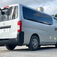 ＮＶ３５０キャラバンバン グレード	ロングＤＸ （低床・９人乗）の画像