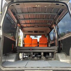 ＮＶ３５０キャラバンバン グレード	ロングＤＸ （低床・９人乗）の画像