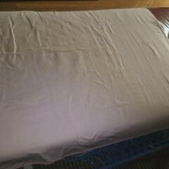 高田　マッサージ　施術用ベッド　の画像
