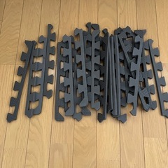 ダイソー　ジョイントマット【端部分のみ】