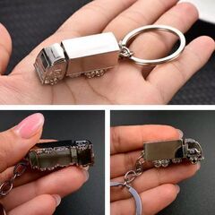 トラック型キーホルダー①（新品）の画像