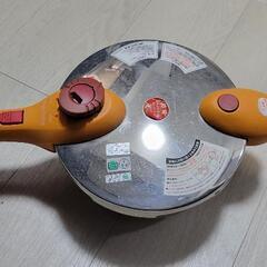 タカトシ　圧力鍋　3L　MAGIC COOKING