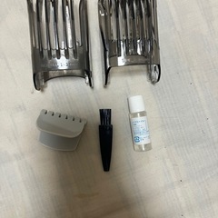 充電式電動バリカン
の画像