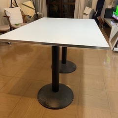 ダイニングテーブル ・イス (4)セットの画像