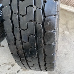 トラック　スチール　ホイール　ISO 他2本の画像