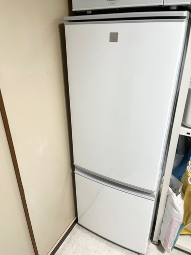 単身者向き　シャープ冷蔵庫　左右開き選択ドア