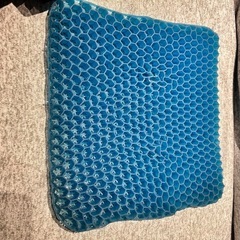 チチロバ(TITIROBA) 　ゲルクッション