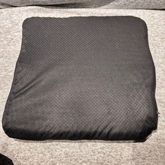 チチロバ(TITIROBA) 　ゲルクッションの画像