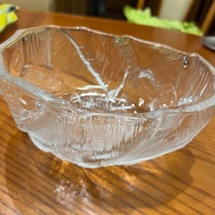 【美品】ガラスの深皿の画像