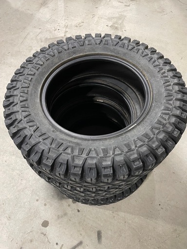 6.50R16 6PR マキシス クリーピークローラー MTタイヤ 4本セット 中古 16インチ