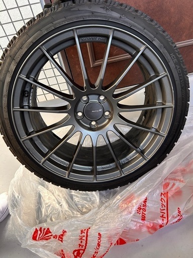エンケイ RS05RR  8.5j +42 PCD100 5H