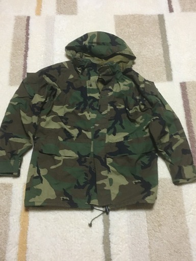 ゴアテックスパーカーＥＣＷＣＳ