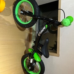 早い者勝ち！ペダルなし自転車の画像
