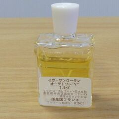 イヴ・サンローラン オーデトワレ "Y" 7.5mlの画像