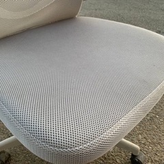 　オフィスチェアの画像