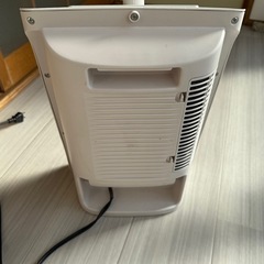 TEKNOS TS-123
 ヒーターの画像