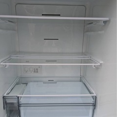 ✨激安価格✨持帰65000円‼️326L 3ドア 東芝 2023年製⚠️配送無料サービス有り⚠️冷蔵庫 の画像