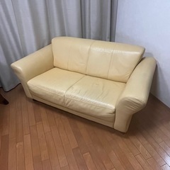 再投稿　2人掛けソファの画像