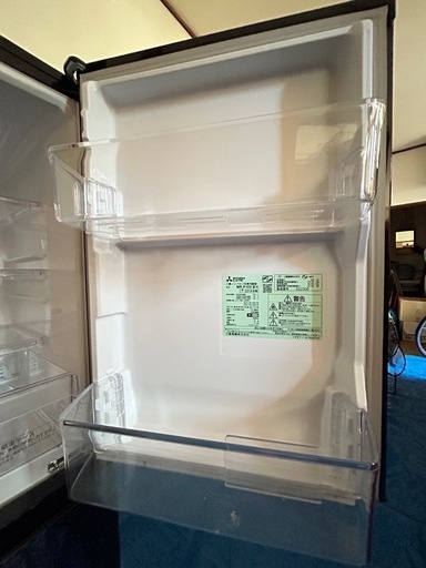 1人暮らし冷蔵庫　2ドア冷蔵庫　  三菱電機 MR-P15Y-B  冷蔵庫  冷凍冷蔵庫　★本当に美品です★　146L 右開き　サファイアブラック