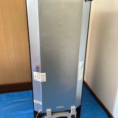 1人暮らし冷蔵庫　2ドア冷蔵庫　  三菱電機 MR-P15Y-B  冷蔵庫  冷凍冷蔵庫　★本当に美品です★　146L 右開き　サファイアブラックの画像