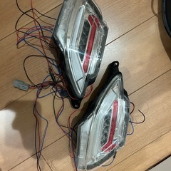 レクサス rx Valenti テールライト ーセット
の画像