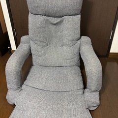 肘付き座椅子