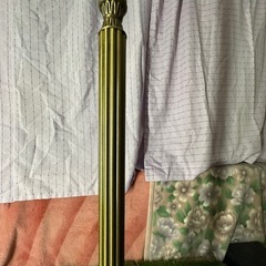 プライスダウン！！重厚感のあるインテリアが大人の雰囲気を演出する！鉄製ハンガー立て！鉄製ハンガー５本付き！！の画像
