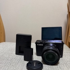 Canon eos m10