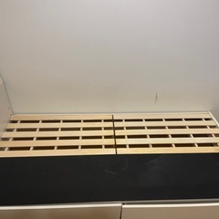 シングルベッドフレームの画像