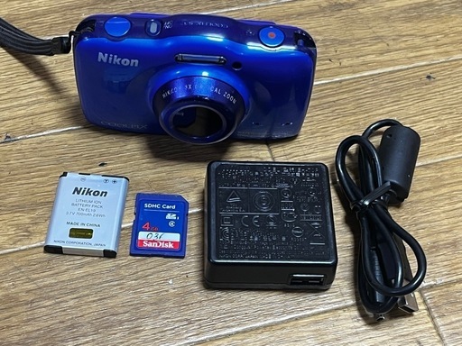 Nikon COOLPIX S32 ブルー 防水 1317万画素 光学3倍 ニコン クールピクス