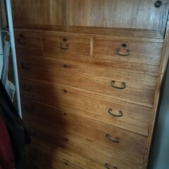 あげます　桐タンス　３分割になります。磨き済み