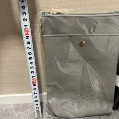 新品　ハローキティ　ショルダーバッグの画像